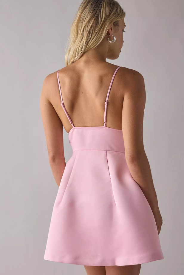 Vestido Rosado de saten Talla M . importado