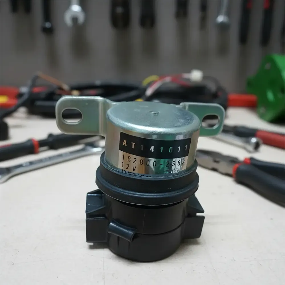 Relay O Rele Auxiliar 12v At141011 Original John Deere